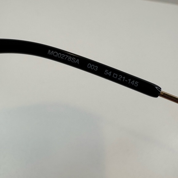 MCQ Sunglasses - MQ0278SA 003 - 54•21•145 Alexander McQueen Sunglasses -Unisex- - Picture 10 of 15